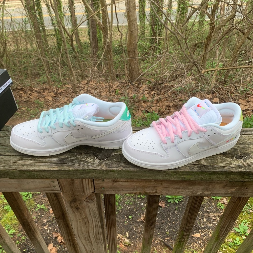 Nike SB Dunk Low BE TRUE Sz 9 mens / 10.5 women - Picture 2 of 13